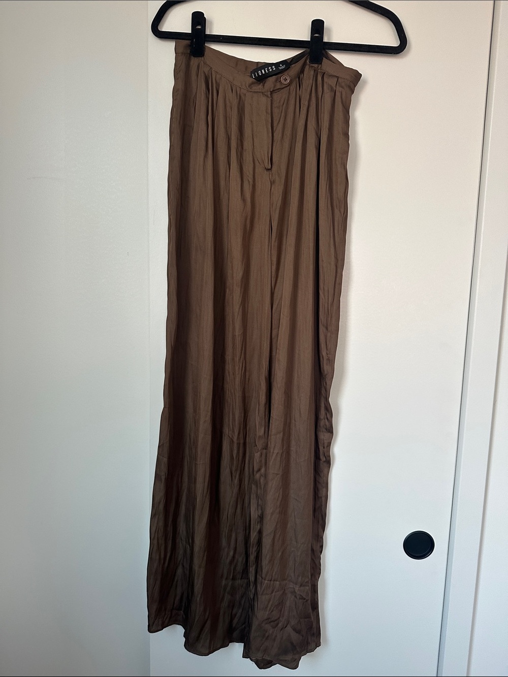 Lioness Women’s Brown Lightweight Relaxed Pants